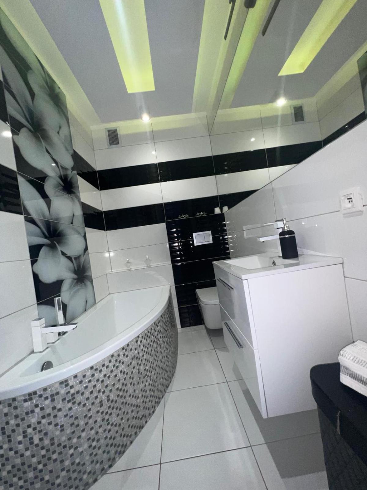 Apartament Z Kuchnia Dla 4 Osob W Centrum Bydgoszczy Mbella Buitenkant foto
